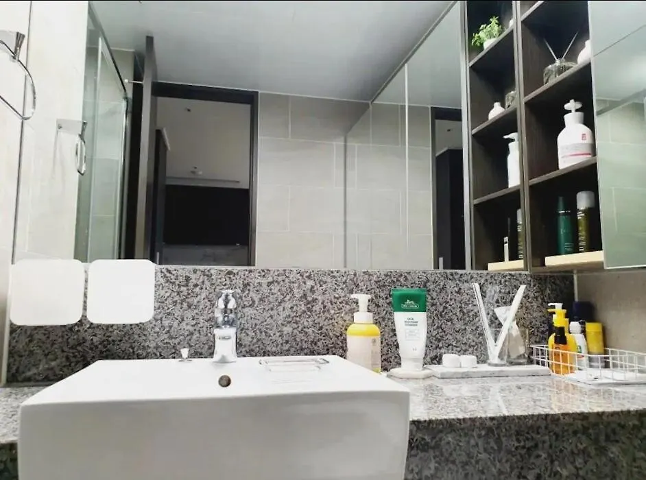 Apartment Gwangan - 1Sec To Gwanganli Beach, Oceanview Busan South Korea