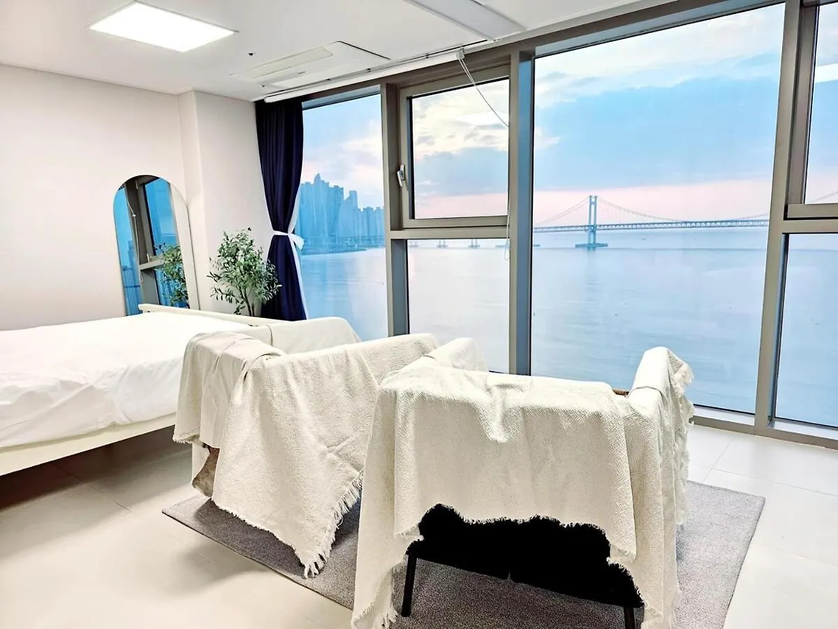 Apartment Gwangan - 1Sec To Gwanganli Beach, Oceanview Busan