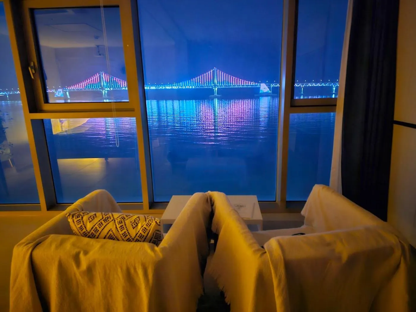 Gwangan - 1Sec To Gwanganli Beach, Oceanview Busan Apartment